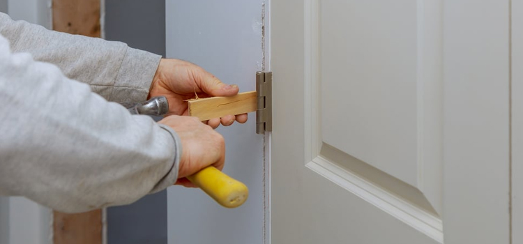 fiberglass entry door repair in Lincoln